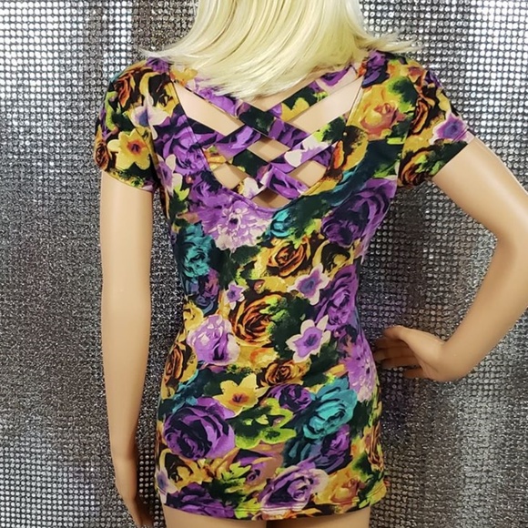 Multi-Colored Floral Criss-Cross Back Flair Waist - Picture 2 of 4